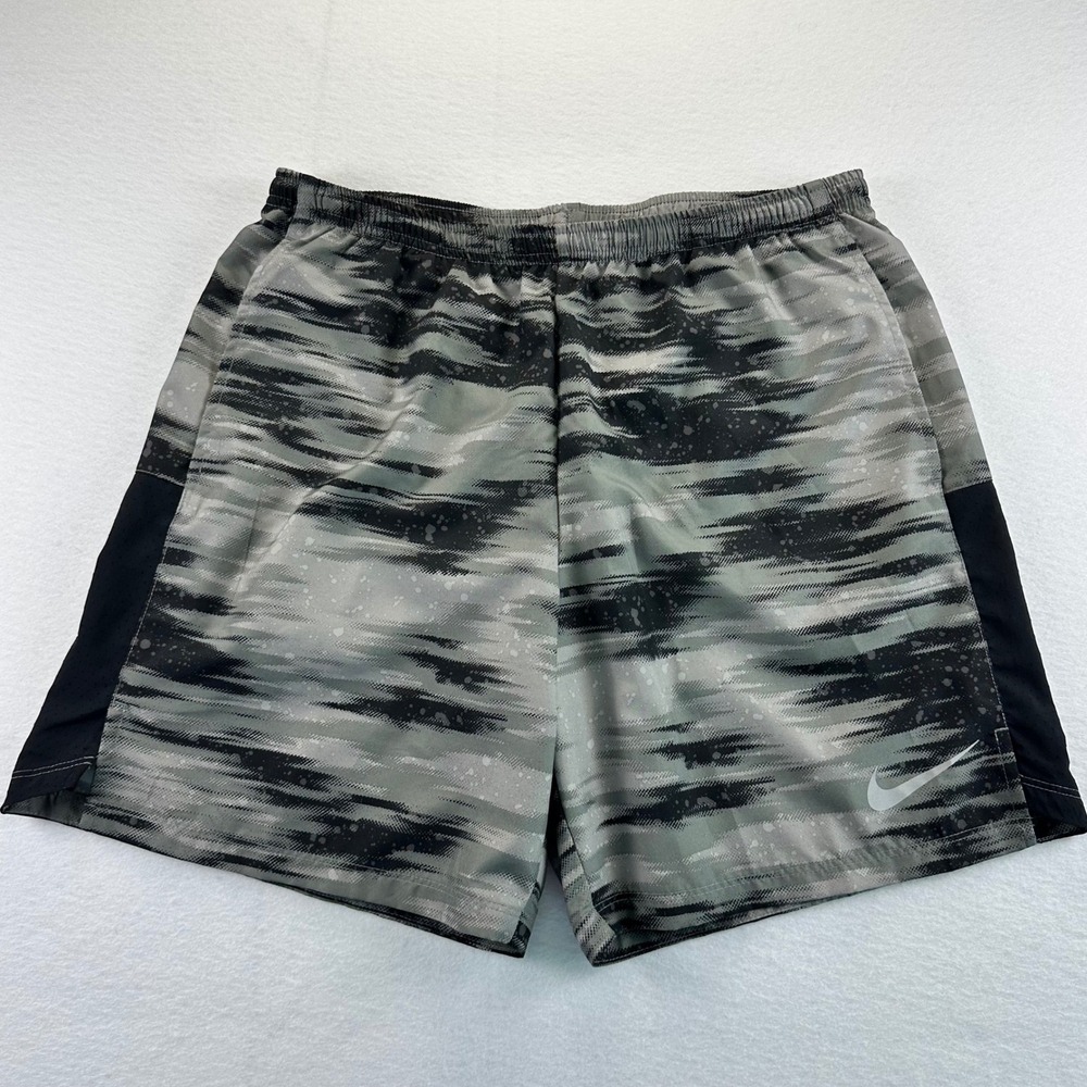 Nike Dri-FIT Mens Large Gray Black Abstract Camo Running Shorts‎ 7" 848714-010